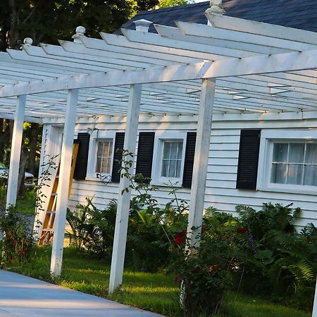 Mill Pond Inn Northport Экстерьер фото