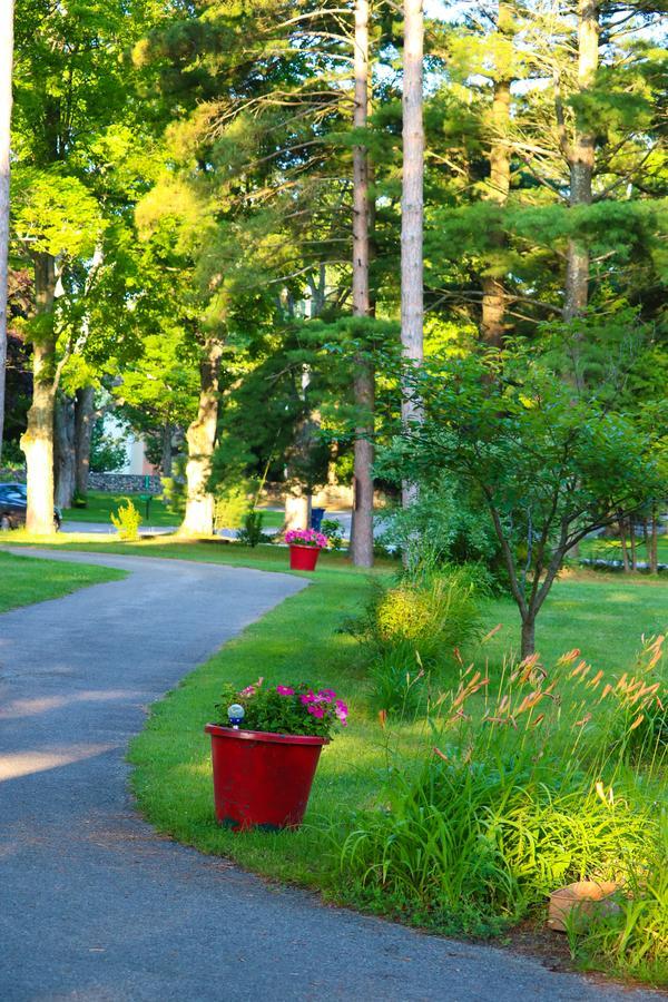 Mill Pond Inn Northport Экстерьер фото