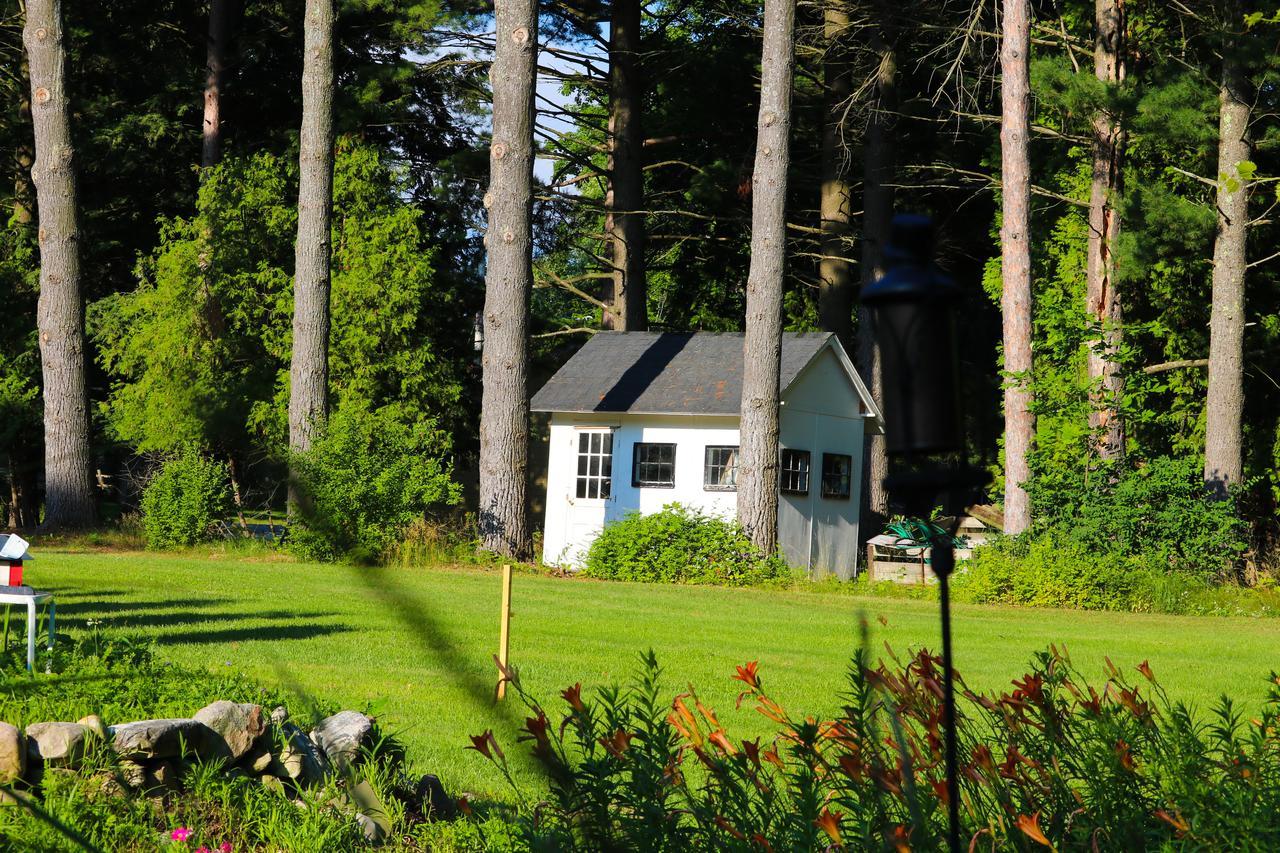 Mill Pond Inn Northport Экстерьер фото